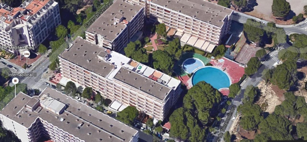 Apartamentos La Masia 002 サロウ エクステリア 写真