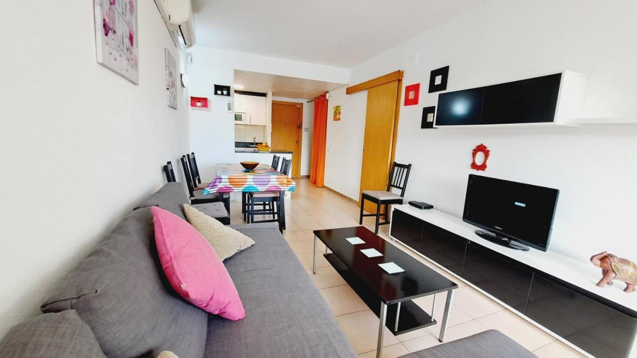 Apartamentos La Masia 002 サロウ エクステリア 写真