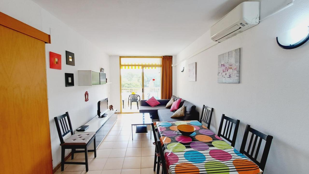 Apartamentos La Masia 002 サロウ エクステリア 写真