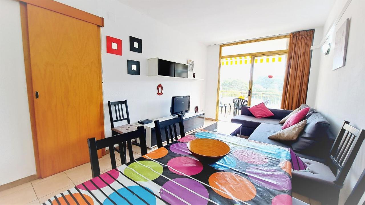 Apartamentos La Masia 002 サロウ エクステリア 写真