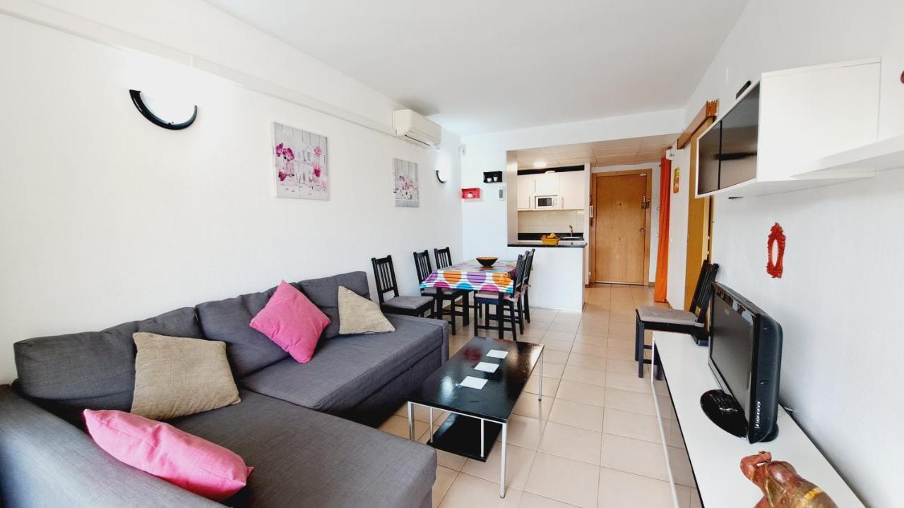 Apartamentos La Masia 002 サロウ エクステリア 写真